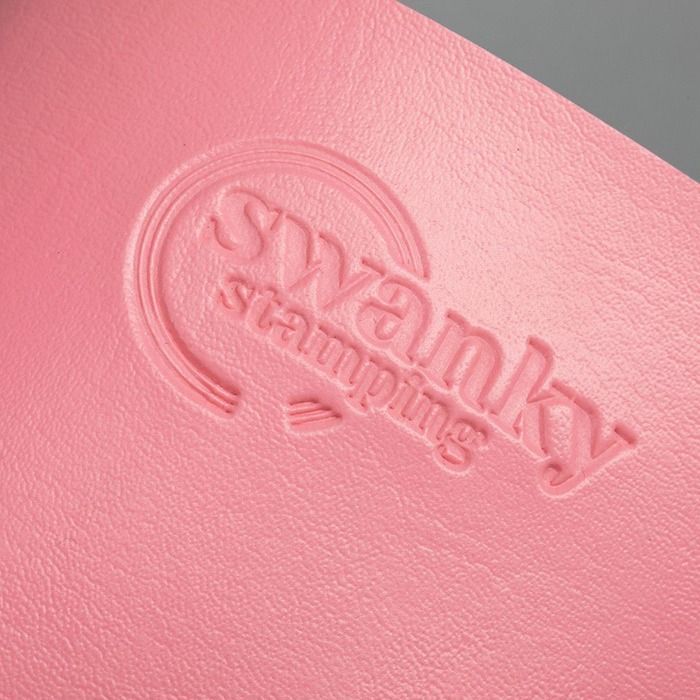 Swanky Stamping, Розовый кейс для 20 пластин