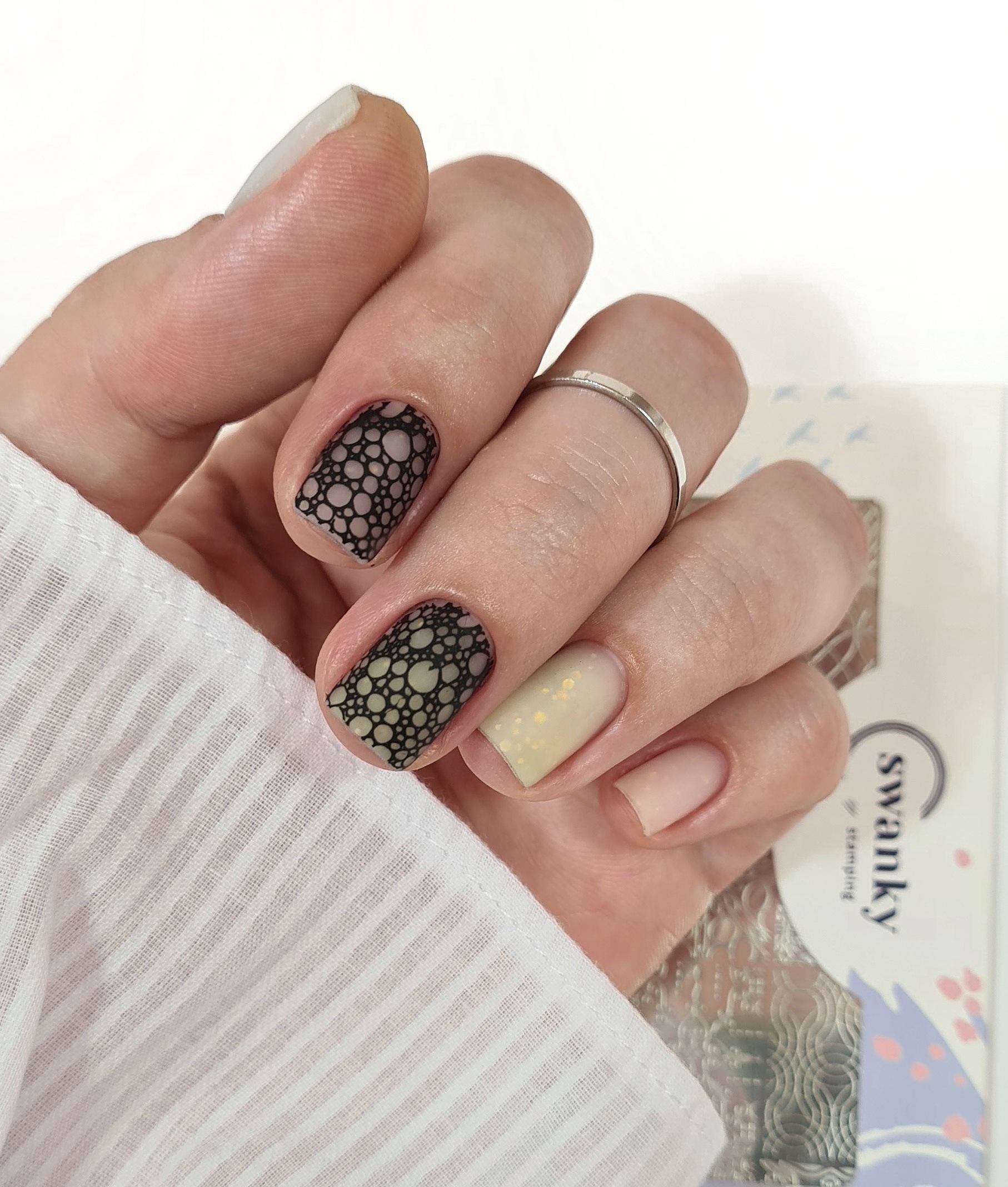 Swanky Stamping, Пластина 003